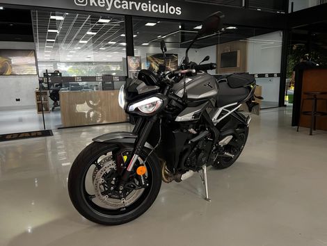 TRIUMPH STREET TRIPLE 765 R