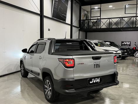 Fiat Strada Volcano 1.3 Flex 8V CD