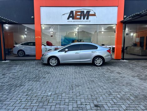 Honda Civic Sedan LXS 1.8/1.8 Flex 16V Mec. 4p