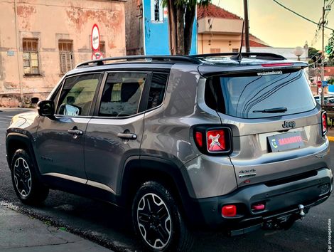 Jeep Renegade Trailhawk 2.0 4x4 TB Diesel Aut
