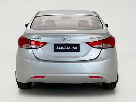 Hyundai Elantra GLS 1.8 16V Aut.