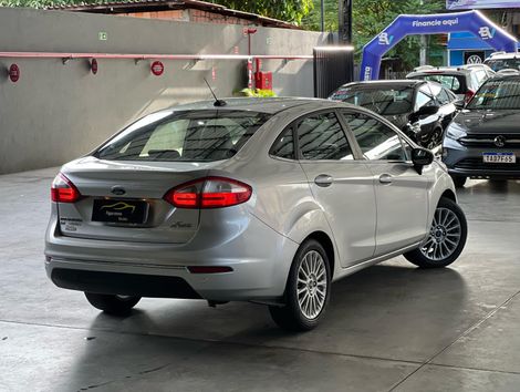 Ford Fiesta Sedan TITANIUM 1.6 16V Flex Mec