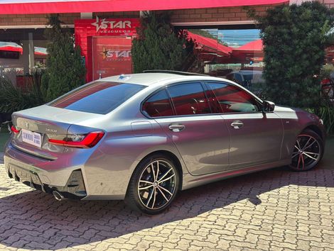 BMW 320iA 2.0 TB M Sport A.Flex/M.Sport 4p