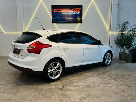 Ford Focus 2.0 16V/SE/SE Plus Flex 5p Aut.