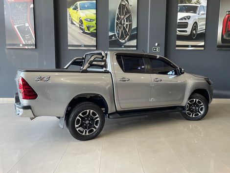 Toyota Hilux CD SRV 4x4 2.8 TDI Diesel Aut.