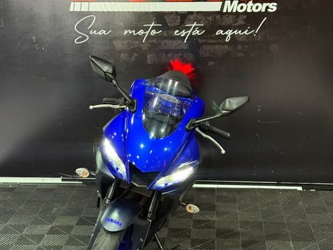YAMAHA YZF R-3 321/ABS