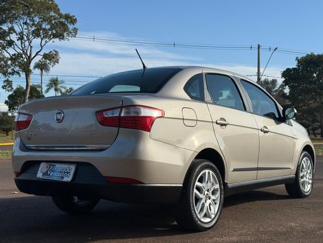 Fiat Grand Siena ESSENCE Dual. 1.6 Flex 16V