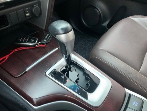 Toyota Hilux SW4 SRV 4x2 2.7 Flex 16V Aut.