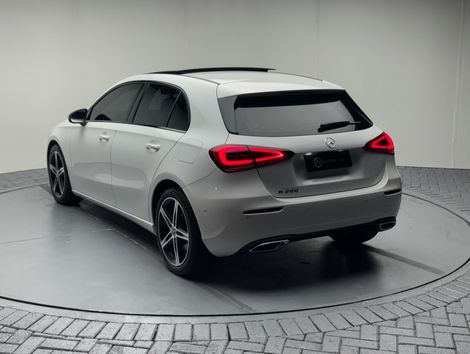 Mercedes A 250 2.0 TB Hatch Vision