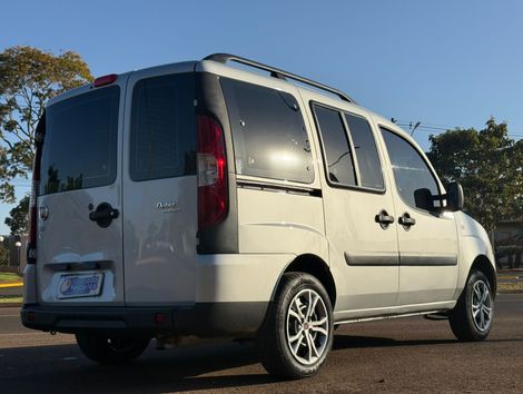 Fiat Doblo ESSENCE 1.8 Flex 16V 5p