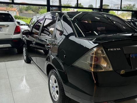 Ford Fiesta Sedan 1.0 8V Flex 4p