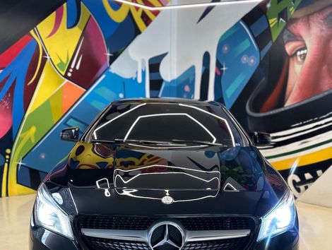 Mercedes CLA-200 Urban 1.6 TB 16V/Flex Aut.