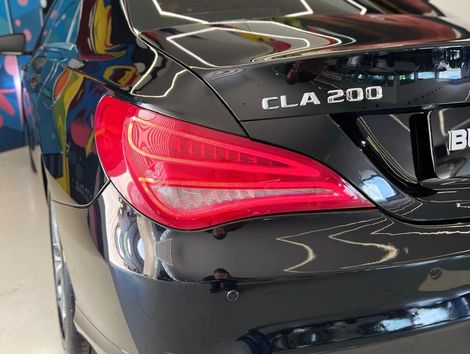 Mercedes CLA-200 Urban 1.6 TB 16V/Flex Aut.