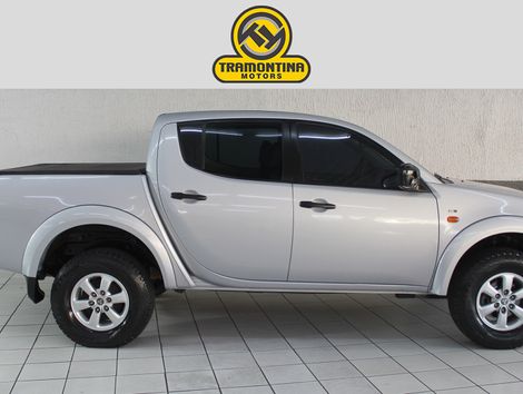 Mitsubishi L200 Triton HLS 2.4 Flex 16V CD Mec.