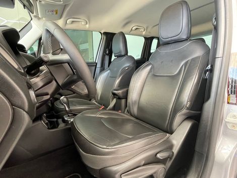 Jeep Renegade Long. T270 1.3 TB 4x2 Flex Aut.