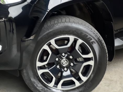 Toyota Hilux CD SRX Plus 4x4 2.8 TDI Die. Aut.