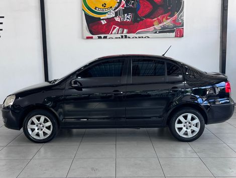 VolksWagen Polo Sedan 1.6 Mi Total Flex 8V 4p
