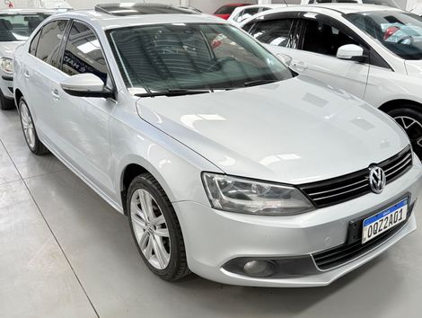 VolksWagen JETTA Highline 2.0 TSI 16V 4p Tiptronic