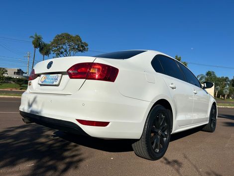 VolksWagen JETTA Comfortline 2.0 T.Flex 8V 4p Tipt.