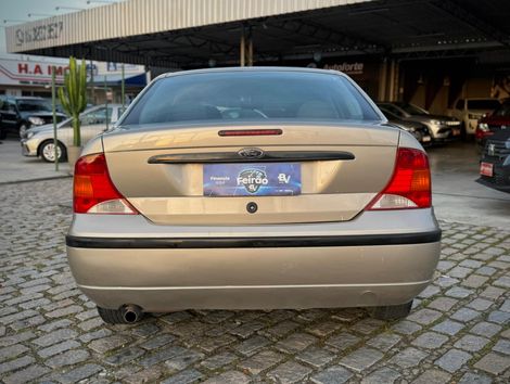 Ford Focus 1.6 S/SE/SE Plus Flex 8V/16V  5p