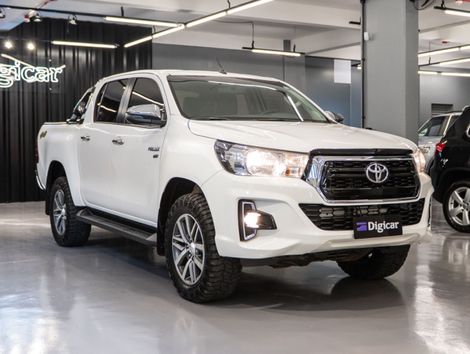 Toyota Hilux CD SRV 4x4 2.7 Flex 16V Aut.