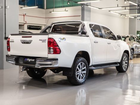 Toyota Hilux CD SRV 4x4 2.7 Flex 16V Aut.