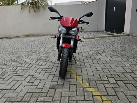 TRIUMPH STREET TRIPLE 765 S