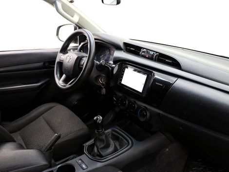 Toyota Hilux CD 4x4 2.8 Diesel Mec.