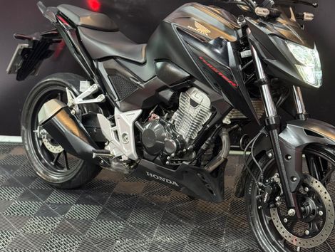HONDA CB 300F Twister Flex