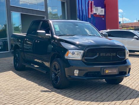 RAM CLASSIC LARAMIE NIGHT ED. 5.7 4X4 Aut.