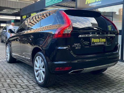 Volvo XC 60 T-5 INSCRIPTION 2.0 245 cv FWD 5p