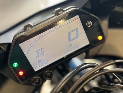 YAMAHA YZF R-3 321/ABS