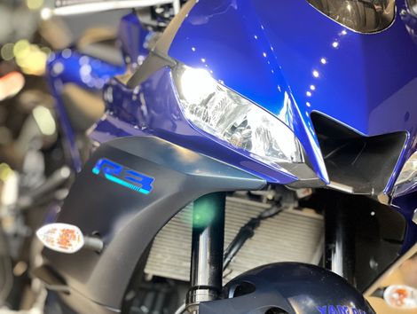 YAMAHA YZF R-3 321/ABS