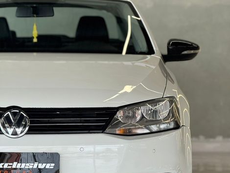 VolksWagen JETTA Comfortline 2.0 T.Flex 8V 4p Tipt.