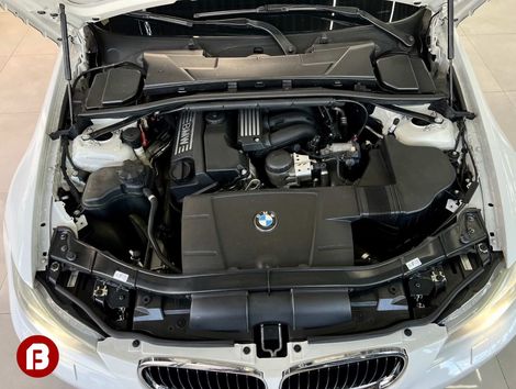 BMW 320iA