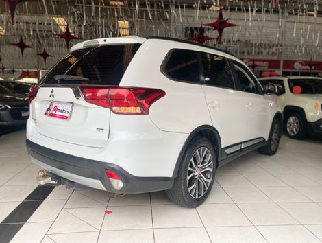 Mitsubishi OUTLANDER 3.0/ GT 3.0 V6 Aut.