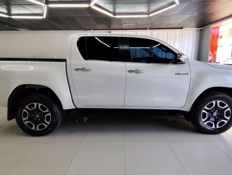Toyota Hilux CD SRX 4x4 2.8 TDI 16V Diesel Aut.