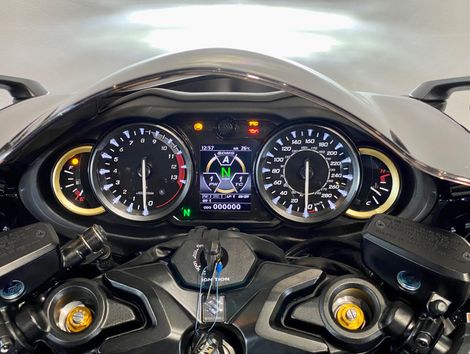 SUZUKI GSX 1300-R HAYABUSA