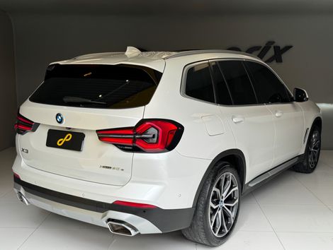 BMW X3 XDRIVE 30e X-Line Turbo Híbrido Aut.
