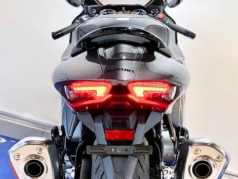 SUZUKI GSX 1300-R HAYABUSA