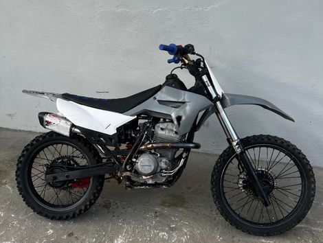 HONDA XR 200 R