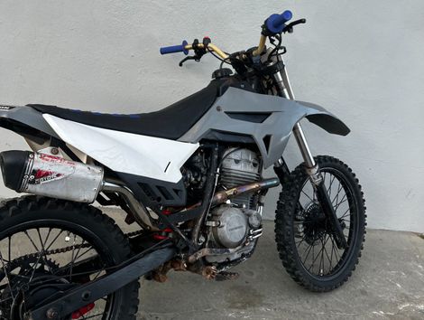 HONDA XR 200 R