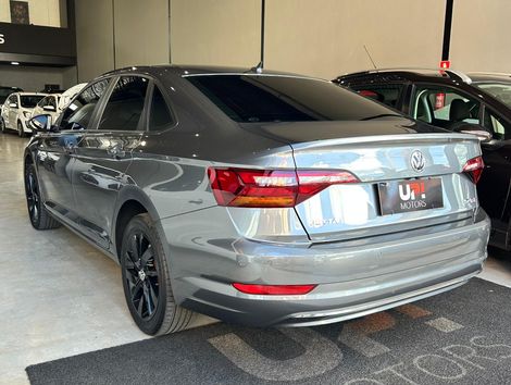 VolksWagen JETTA Comfort. 250 TSI 1.4 Flex 16v Aut.