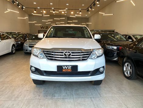 Toyota Hilux SW4 SR 4x2 2.7/ 2.7 Flex 16V Aut.