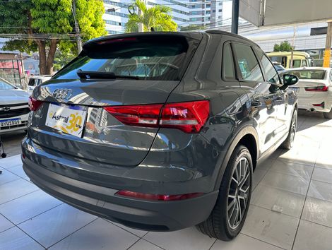 Audi Q3 Black S Line 1.4 TFSI S-tronic