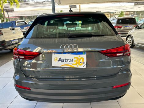 Audi Q3 Black S Line 1.4 TFSI S-tronic