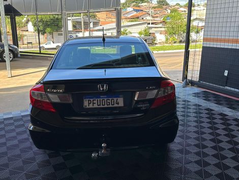 Honda Civic Sedan LXR 2.0 Flexone 16V Aut. 4p