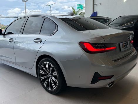 BMW 320I