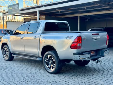 Toyota Hilux CD SRV 4x4 2.7 Flex 16V Aut.