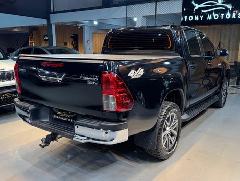 Toyota Hilux CD SRV 4x4 2.8 TDI Diesel Aut.